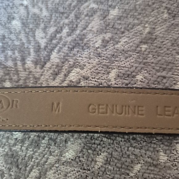 OSCAR DE LA RENTA Black Leather Belt with Gold Studs SIZE M - Picture 4 of 9